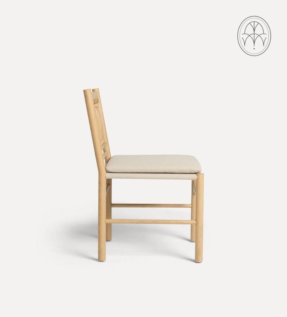 Daffodil White Oak Spindle Dining Chair - Set of 2 Dining Chairs