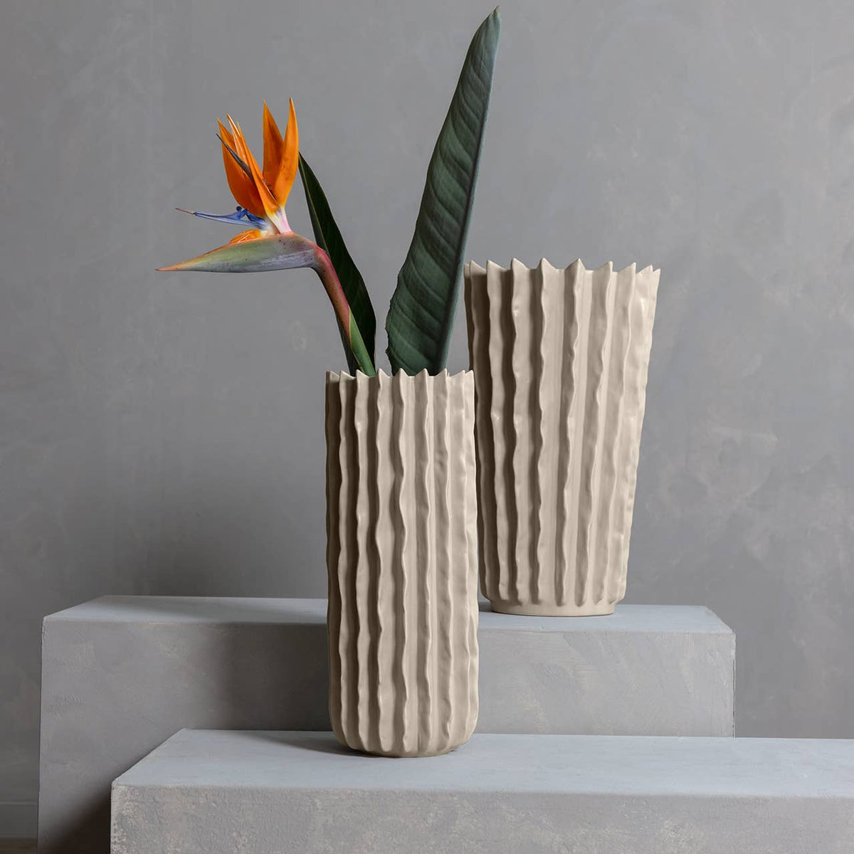 Guillian Wide Vase Vases