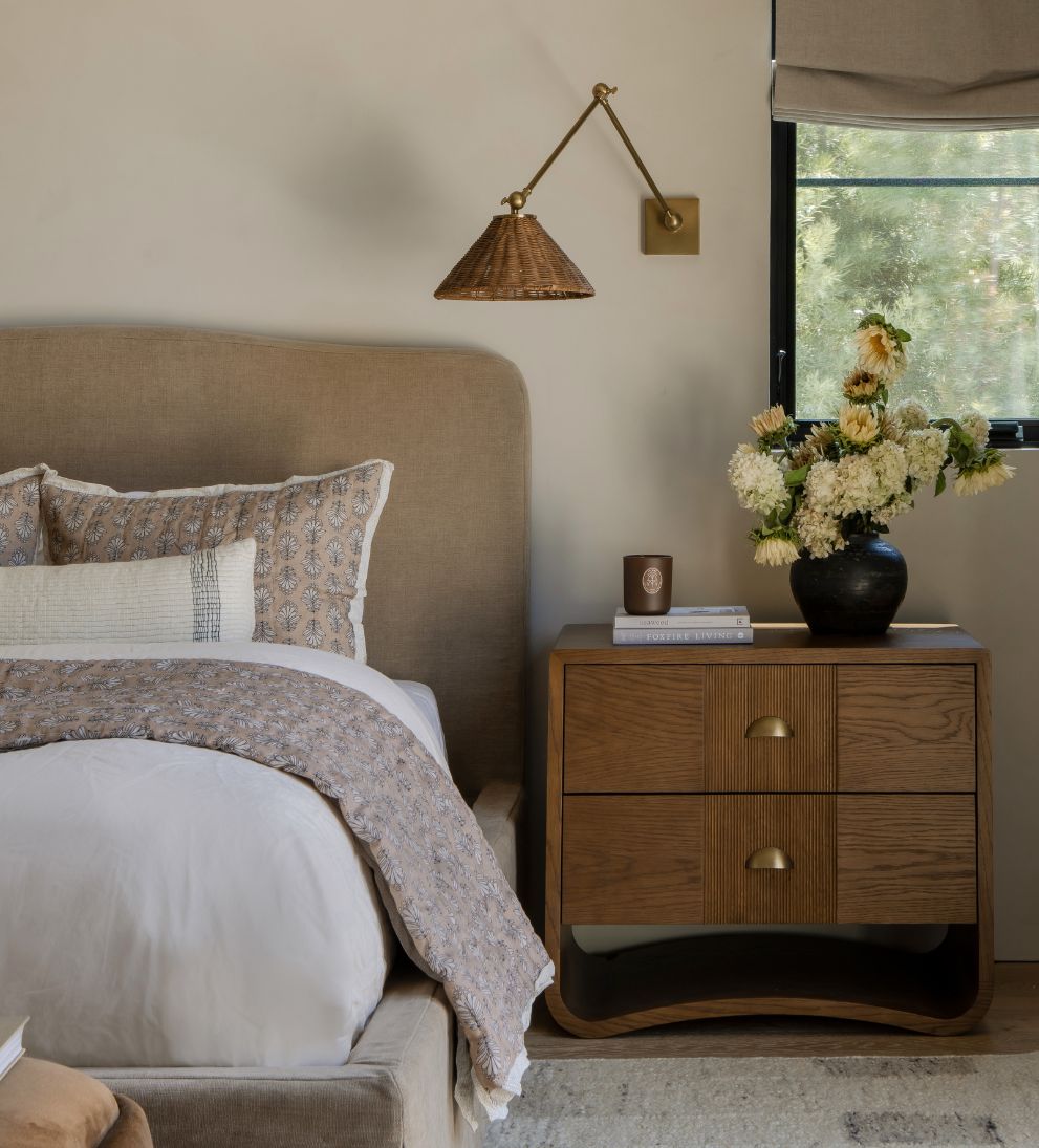 Amalie King Bed Beds