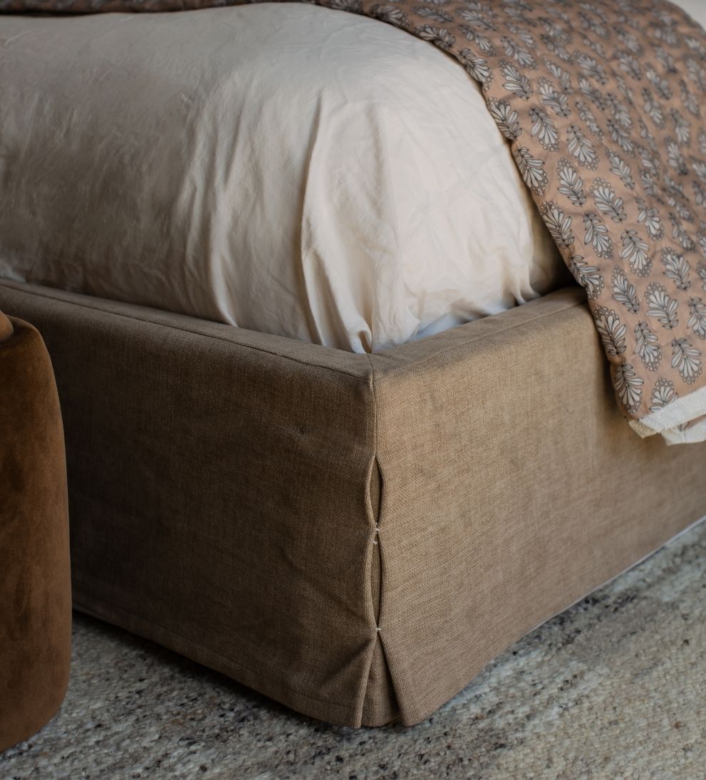 Amalie King Bed Beds