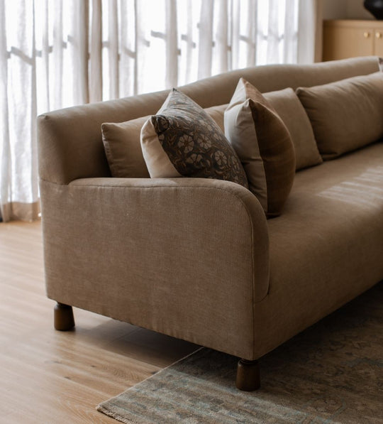 Amalie Sofa (72"-120")
