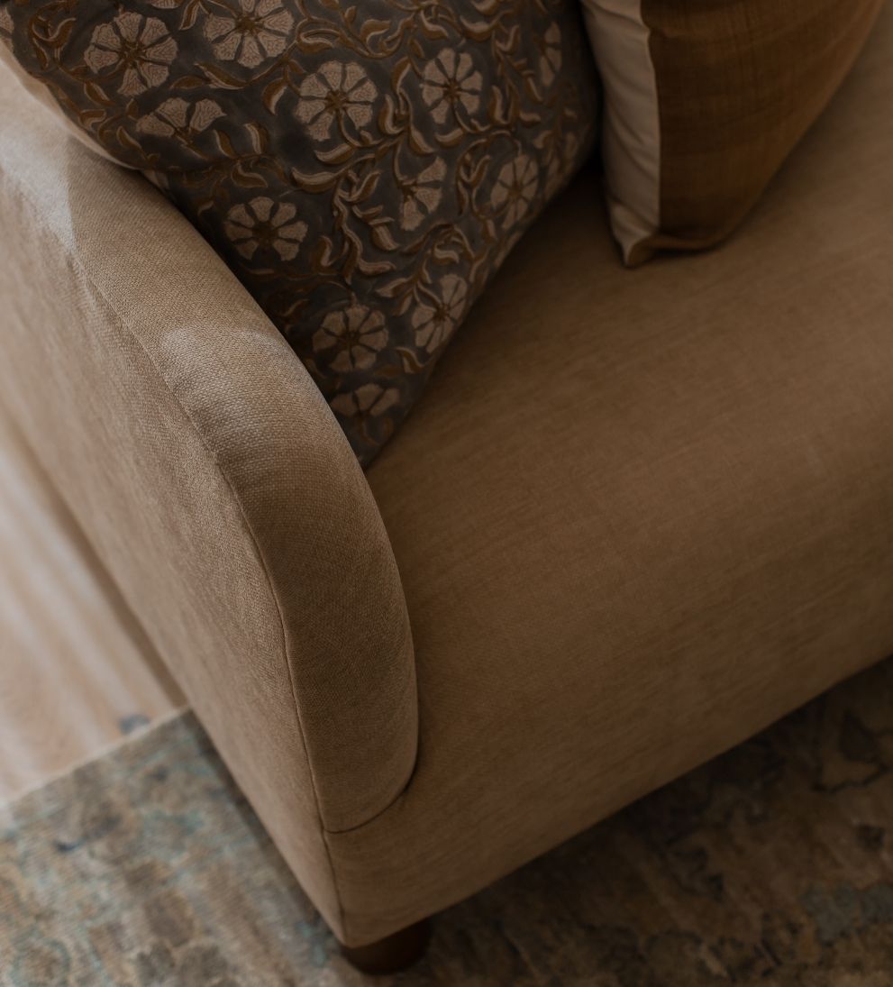 Amalie Sofa 96" Sofas