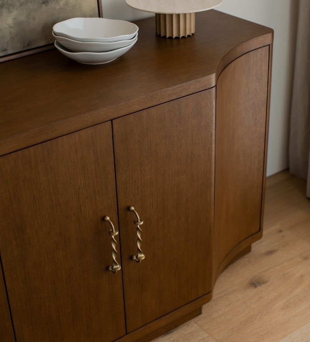 Annika Console Consoles