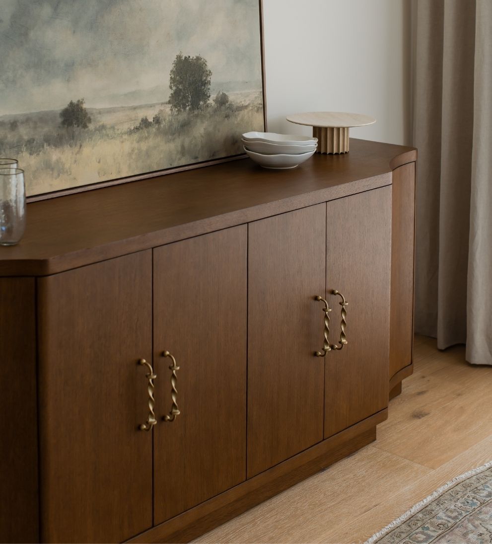 Annika Console Consoles
