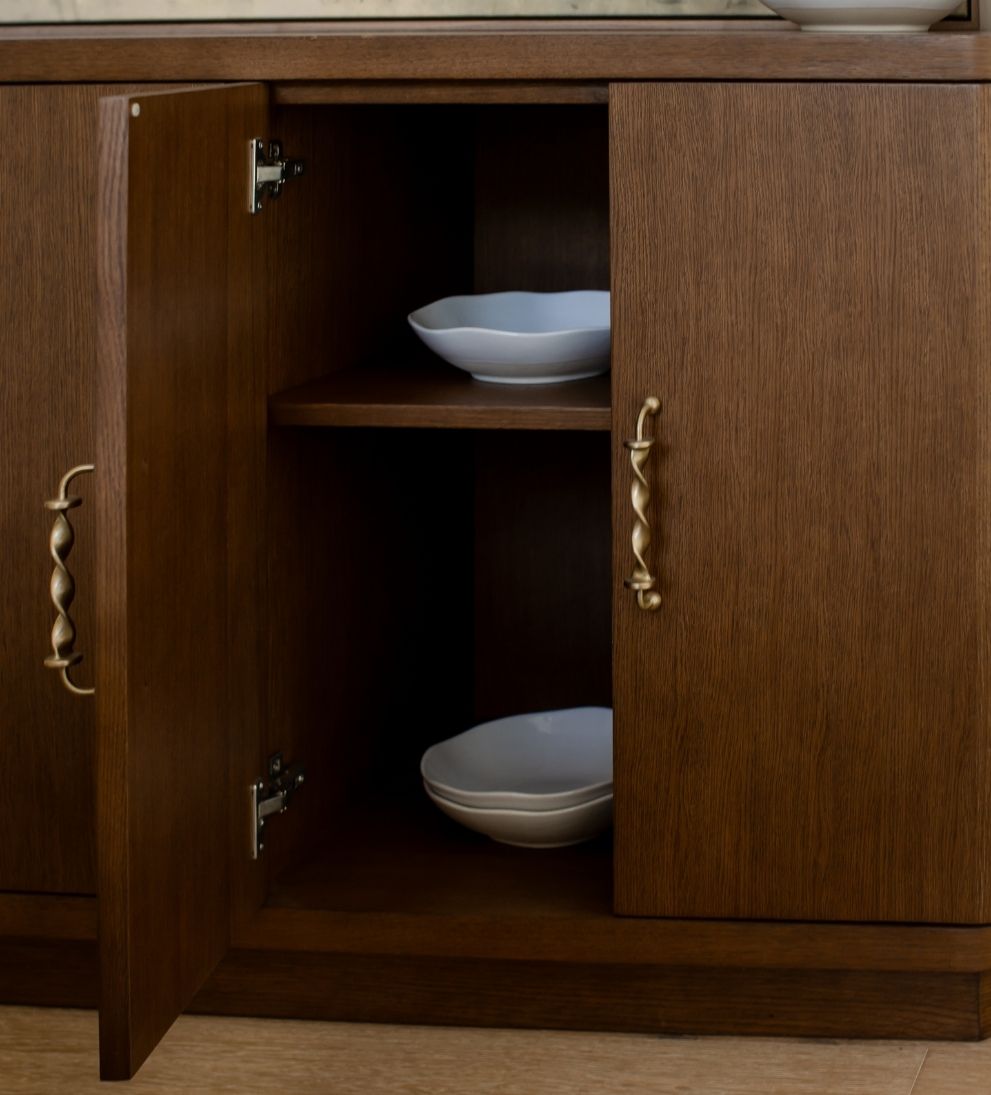 Annika Console Consoles