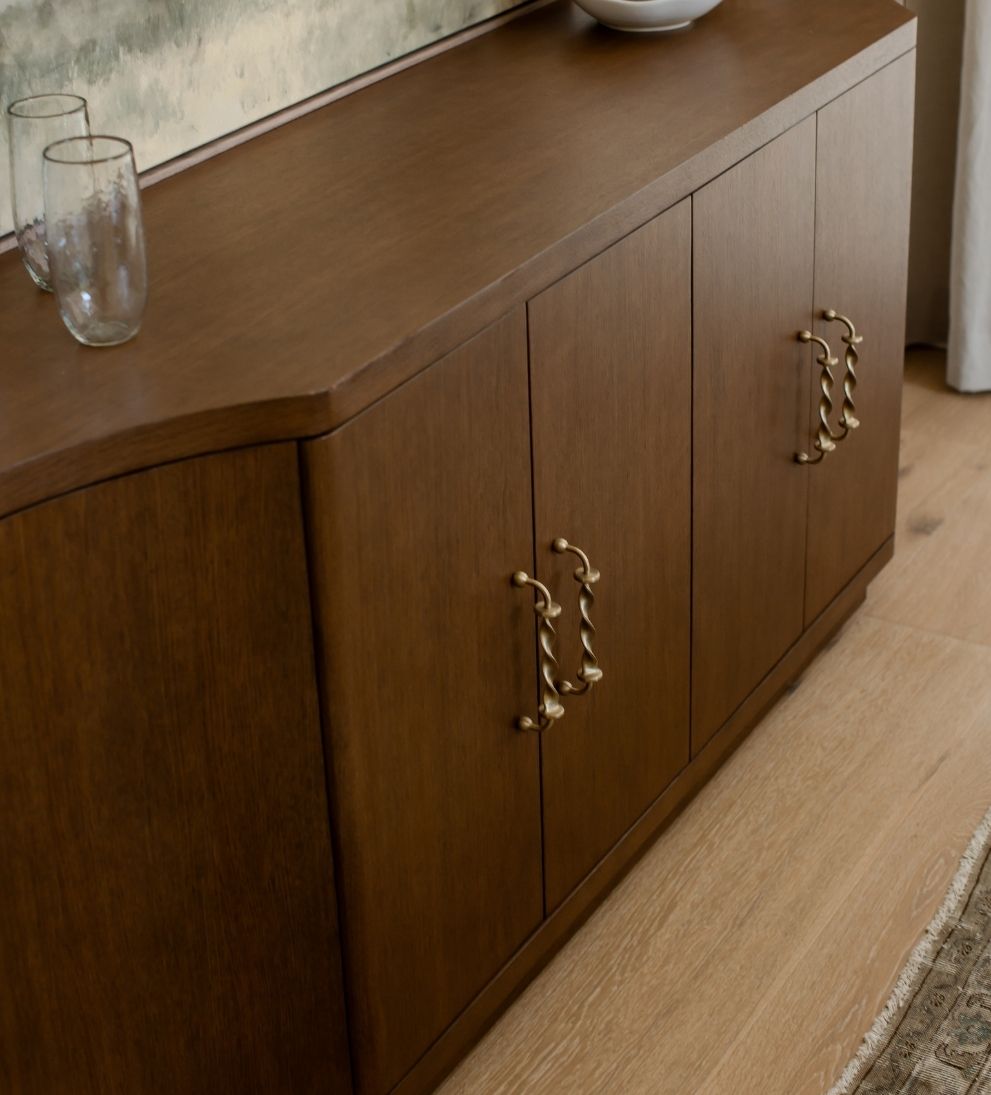 Annika Console Consoles