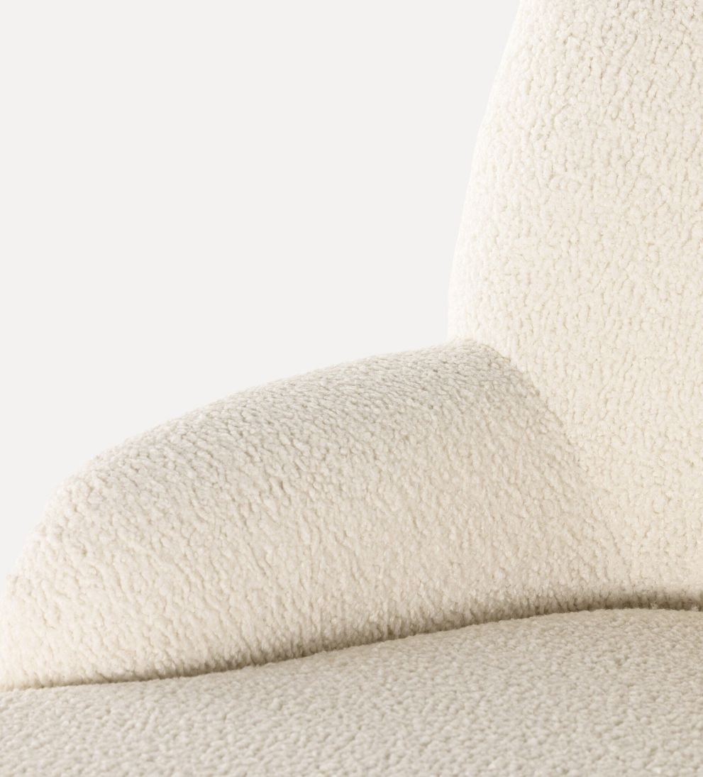 Avon Chaise Lounge in Sheepskin Natural Chaises