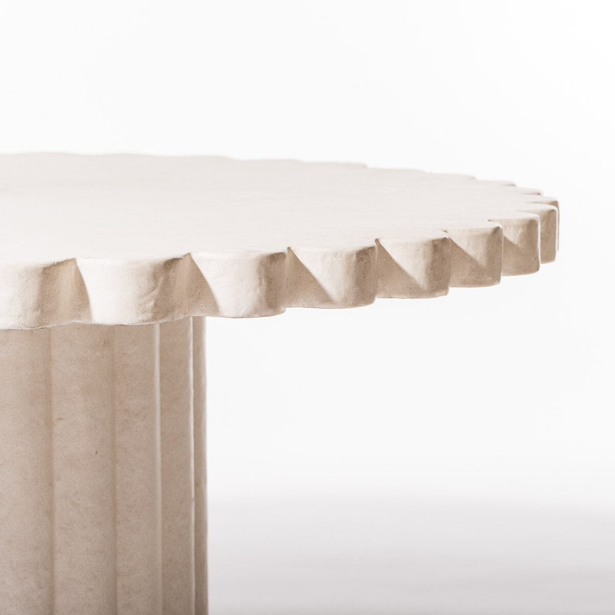 The Daisy Side Table - Antique White Outdoor Tables