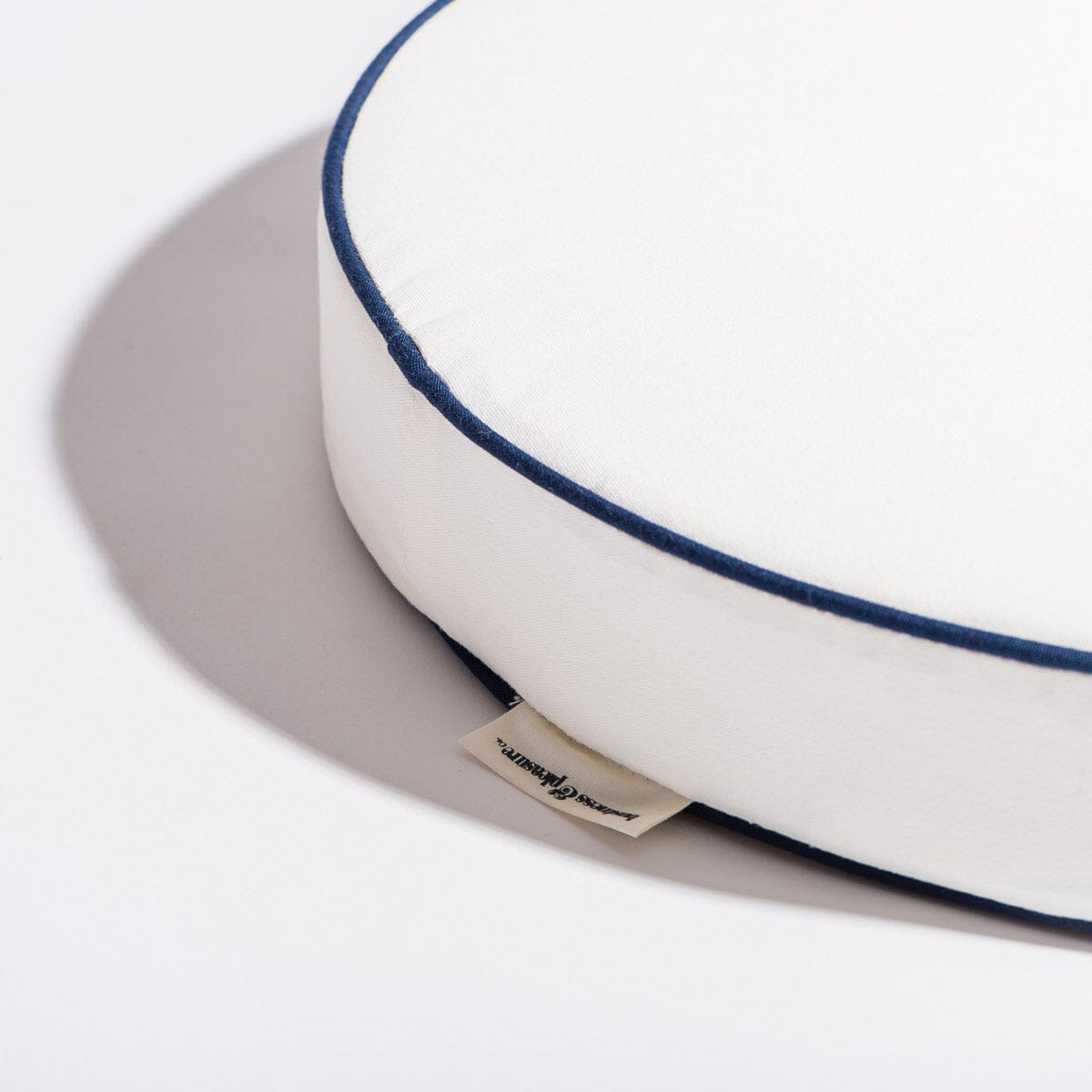 The Circular Pillow - Rivie White Outdoor Pillows