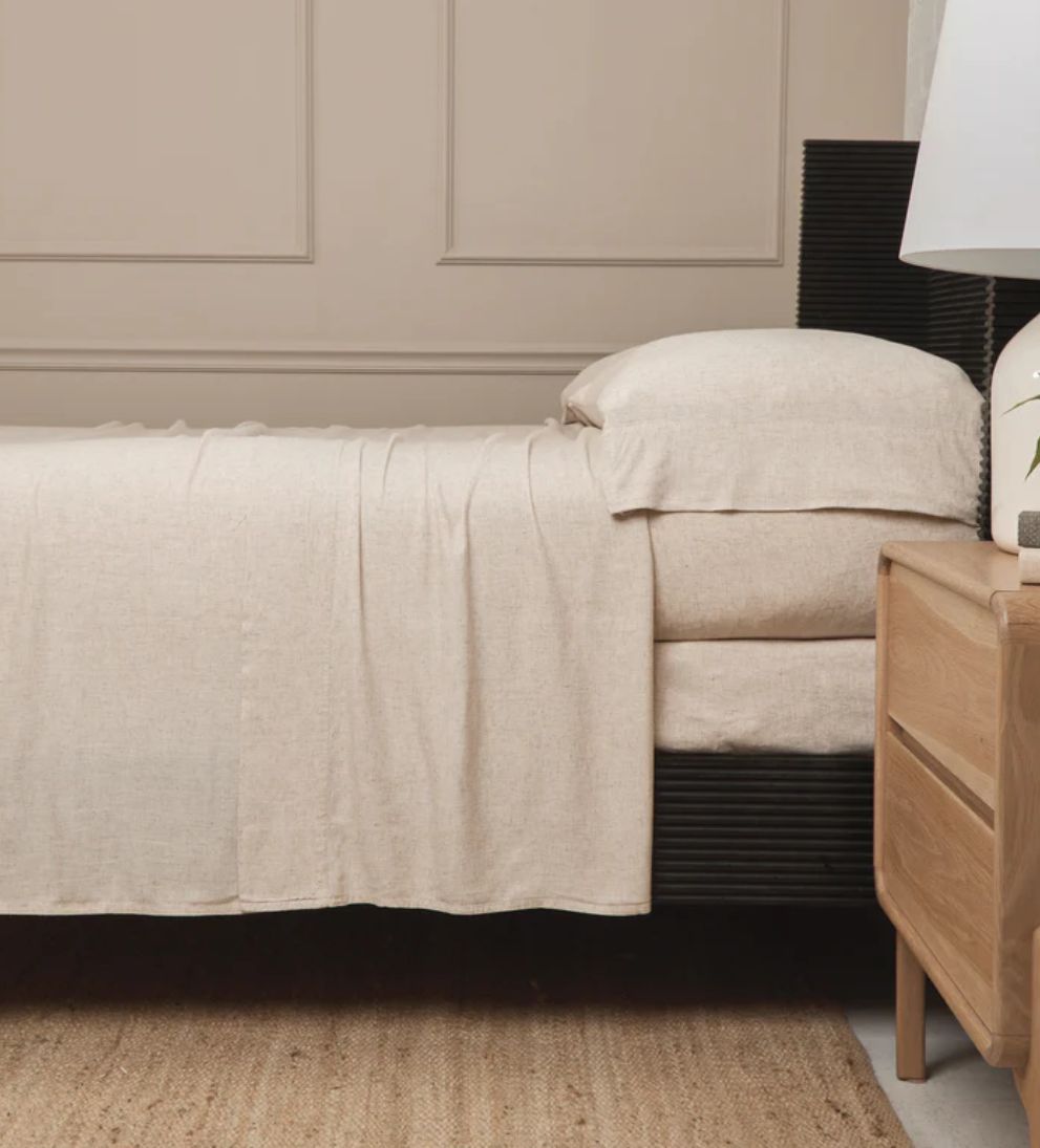 Bamboo Linen Sheet Set in Natural Bedding