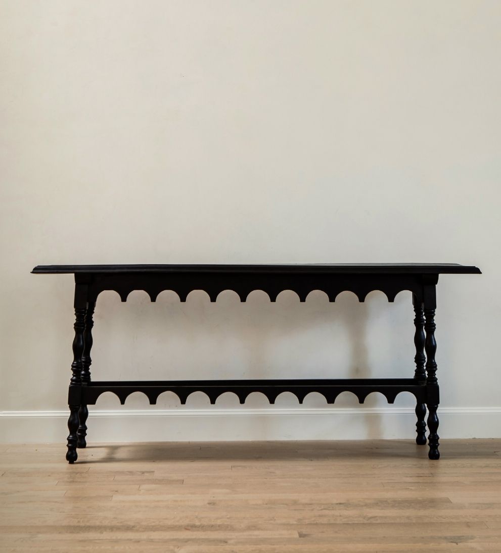 Bastien Draper’s Console Table 2 Consoles