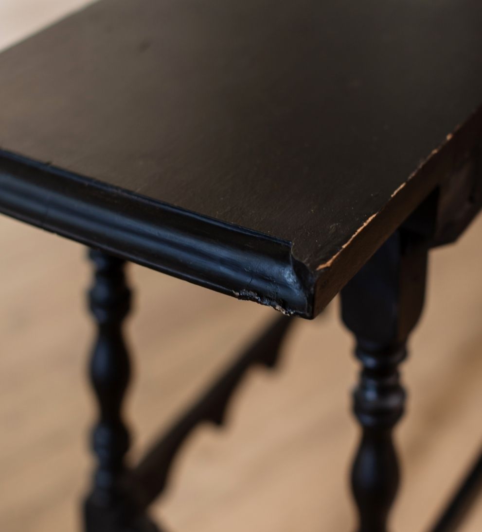 Bastien Draper’s Console Table 2 Consoles