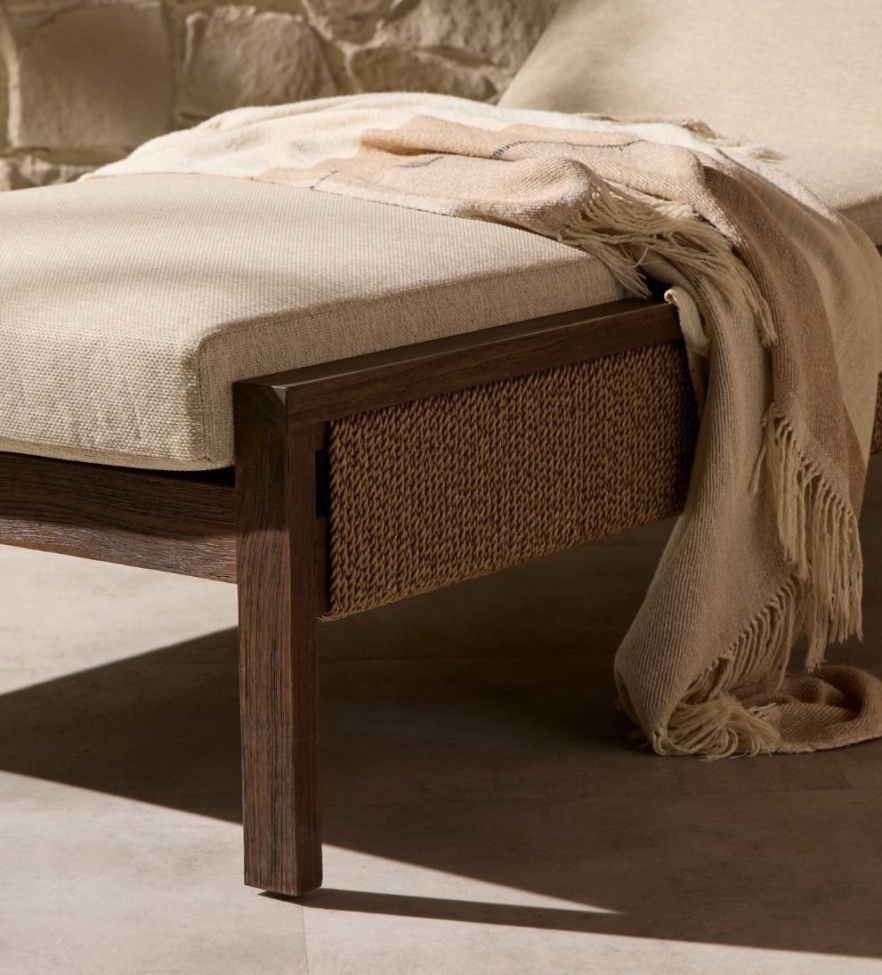 Briana Outdoor Chaise Outdoor