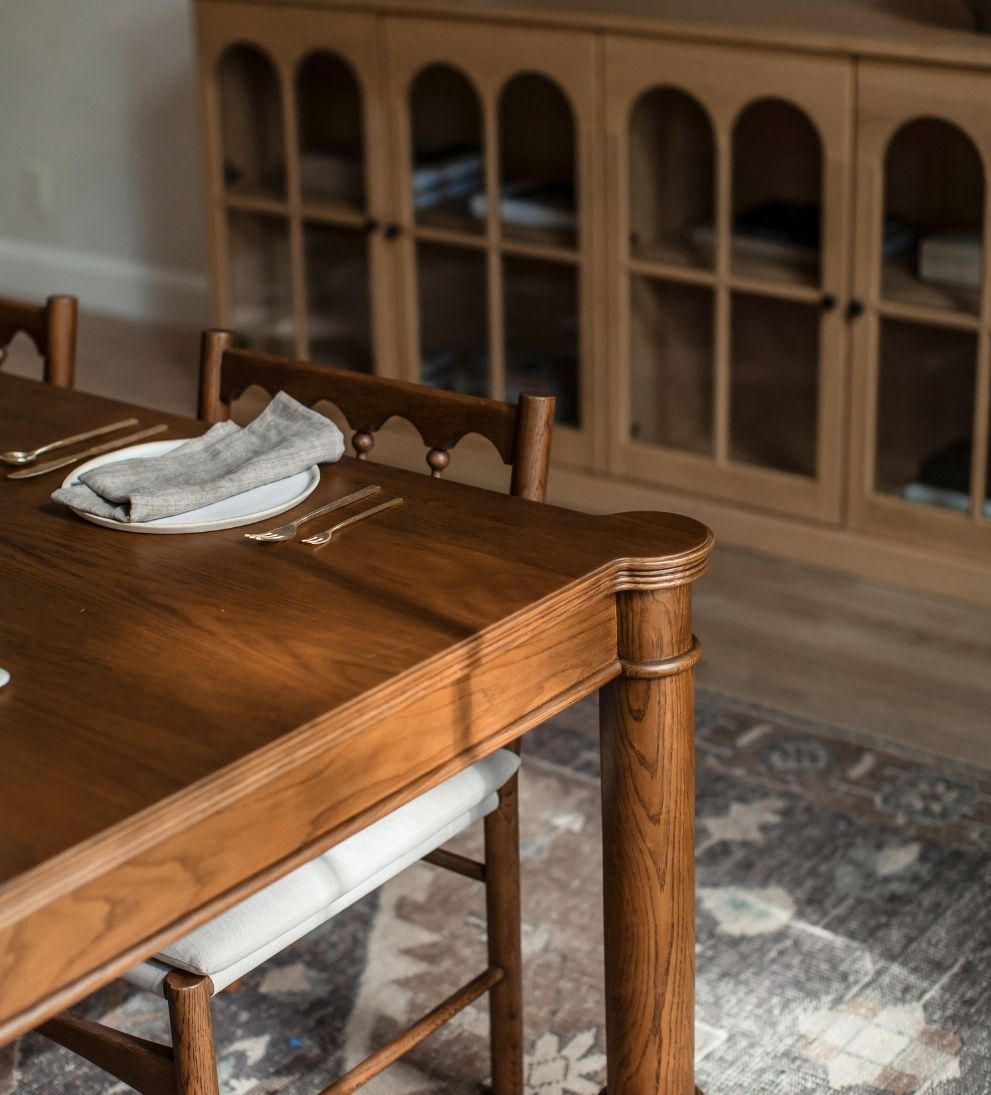 Elizabeth Nutmeg 96-120" Expandable Dining Table Dining Tables