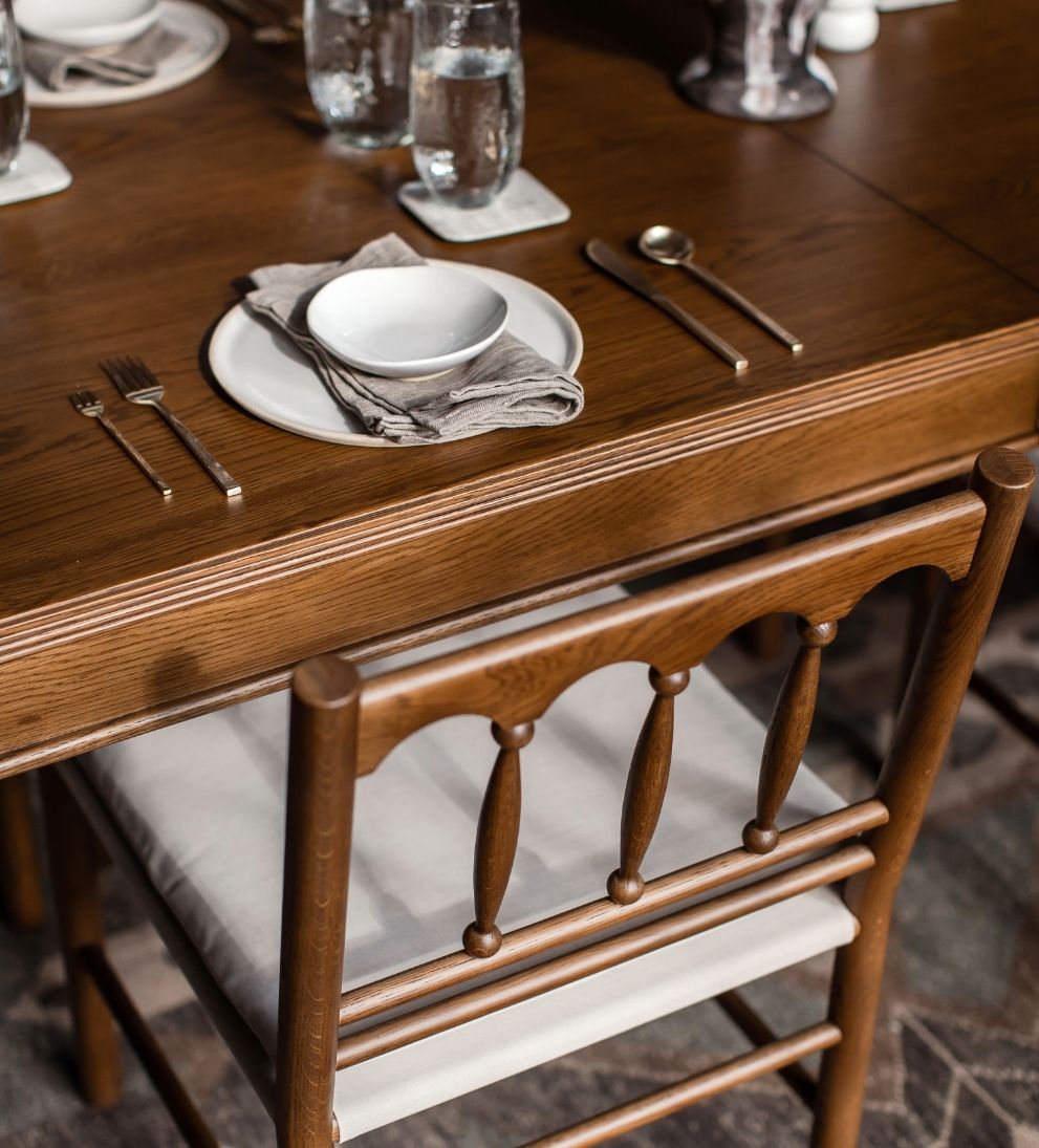 Elizabeth Nutmeg 96-120" Expandable Dining Table Dining Tables