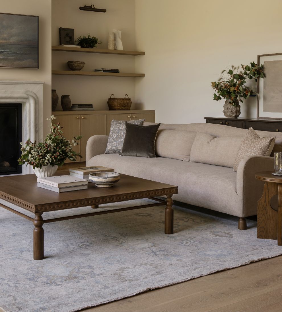 Amalie Sofa 96" Sofas