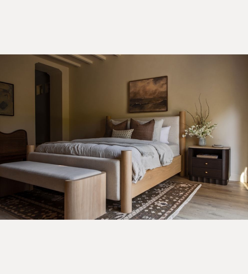 Hugo King Bed Beds