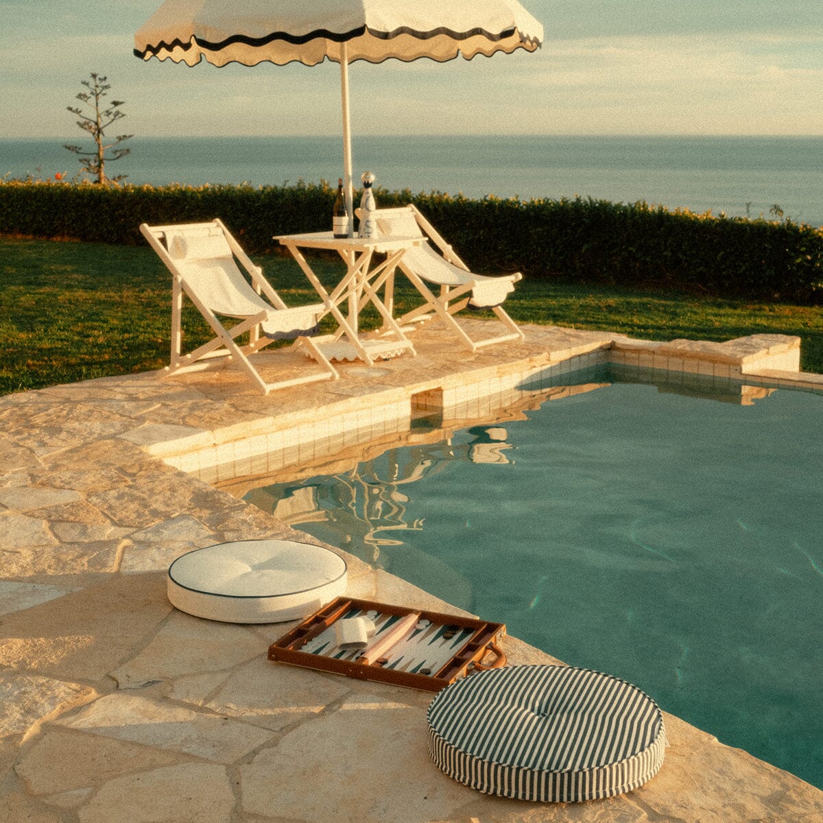 The Circular Pillow - Rivie White Outdoor Pillows