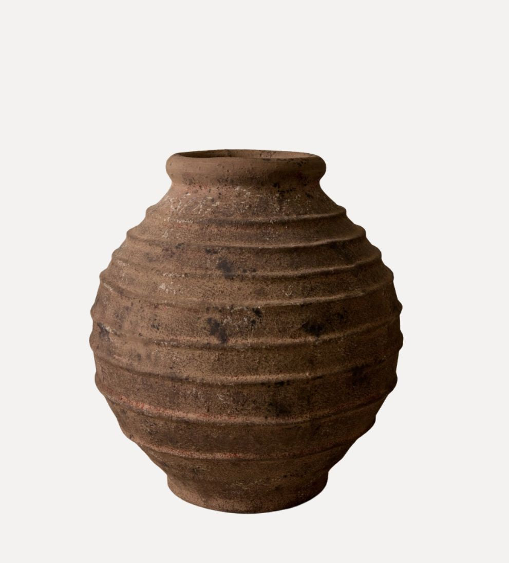 Robin Ceramic Vase Vases