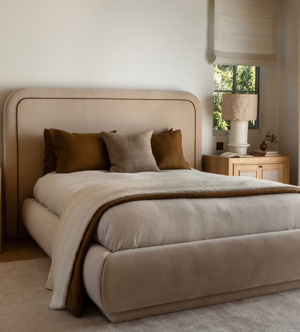 Vienna Custom King Bed Beds