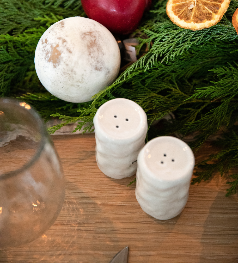 Elwood Salt and Pepper Shakers Kitchen Tools