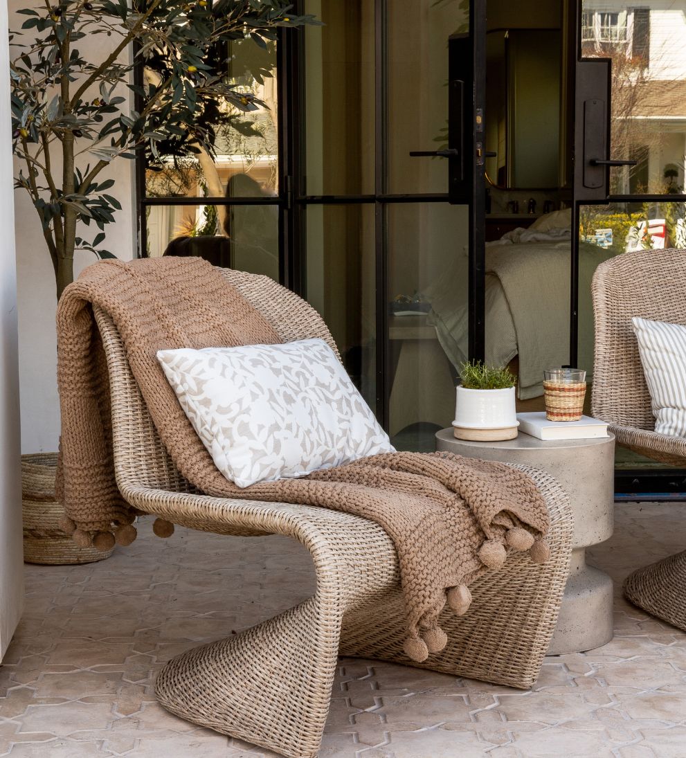 Natasha Outdoor End Table Side Tables