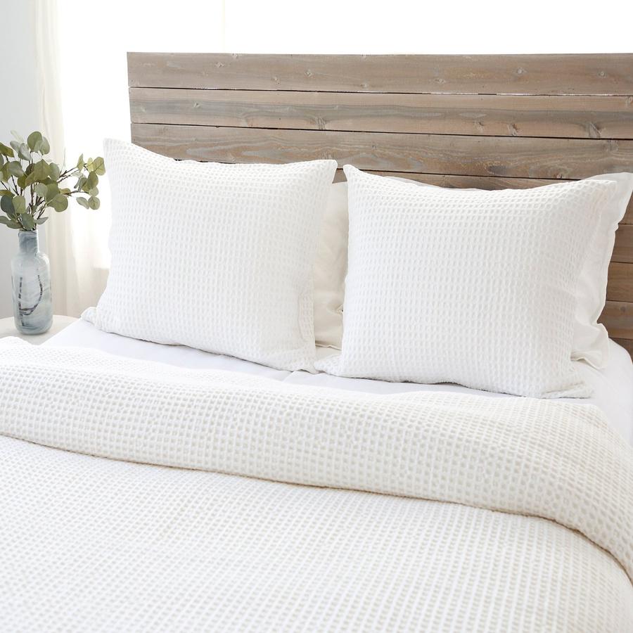 Zuma Blanket Cream Bedding